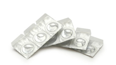 Packs of contact lenses