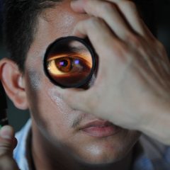 what to do with dry eyes when wearing contact lenses